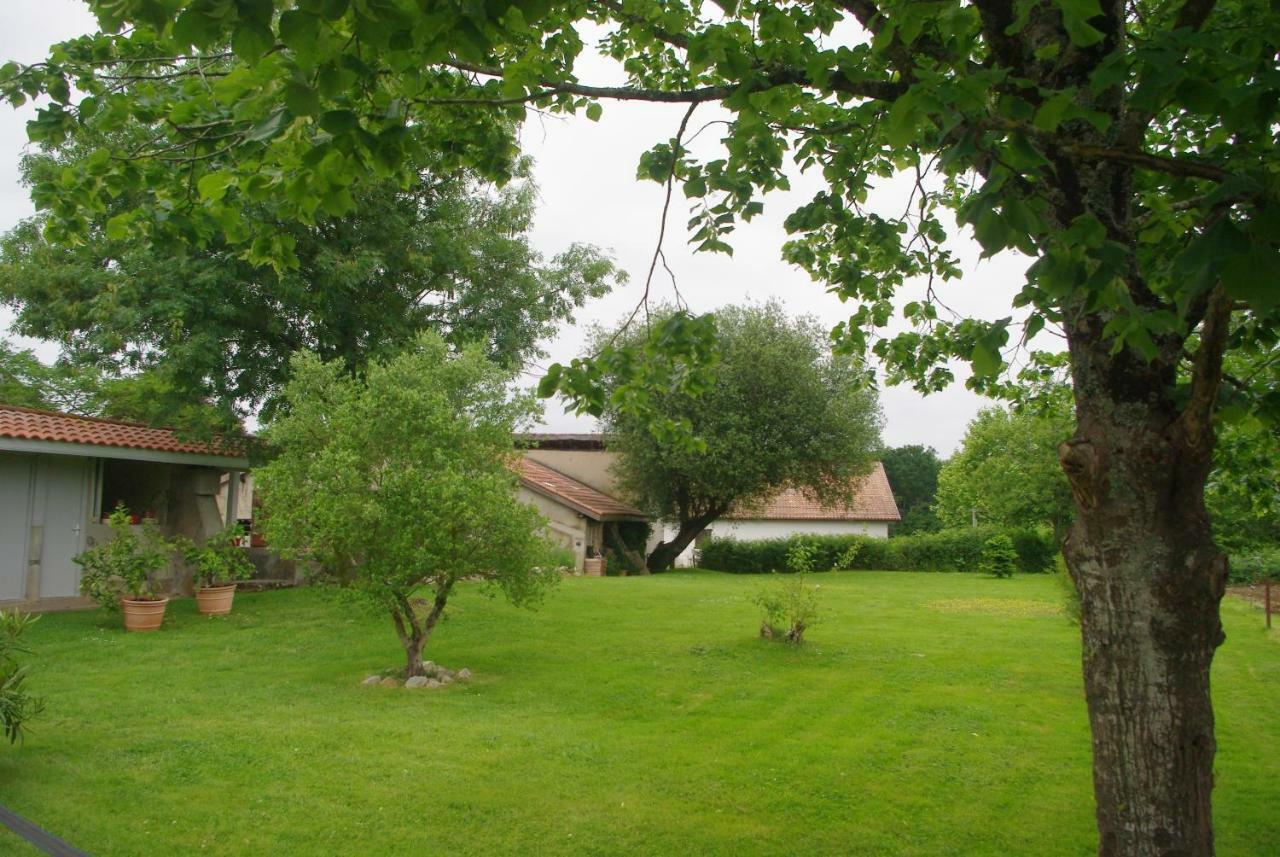 Les Ecuries Du Seque Bed & Breakfast Saint-Martin-de-Seignanx Bagian luar foto